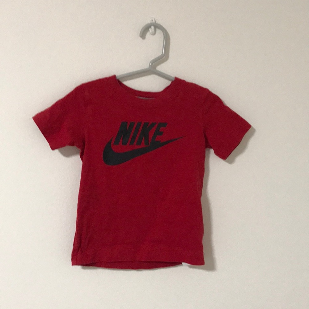 3T Nike shirt
